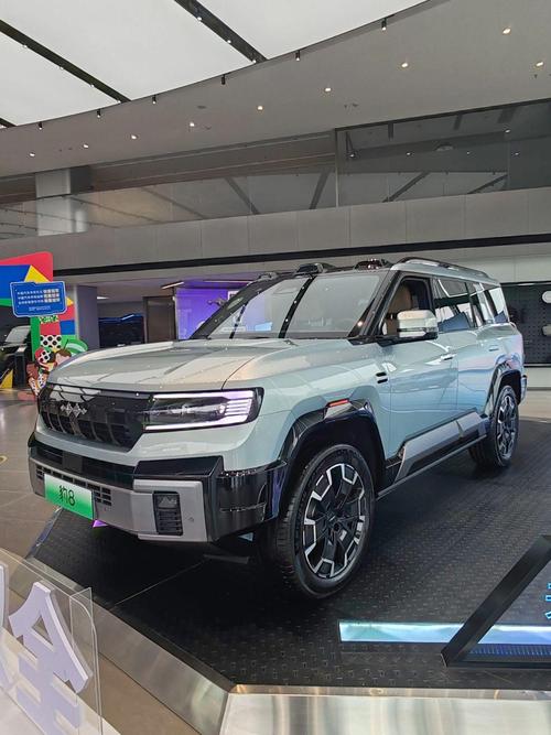 东莞东坑镇贝恒思企业管理咨询比亚迪方程豹硬派越野的爆款，英菲尼迪35周年与你共成长